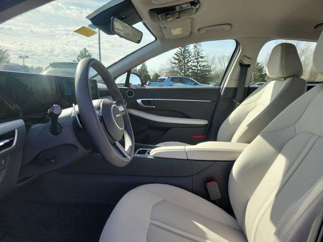 2025 Hyundai Sonata SEL - Photo 15