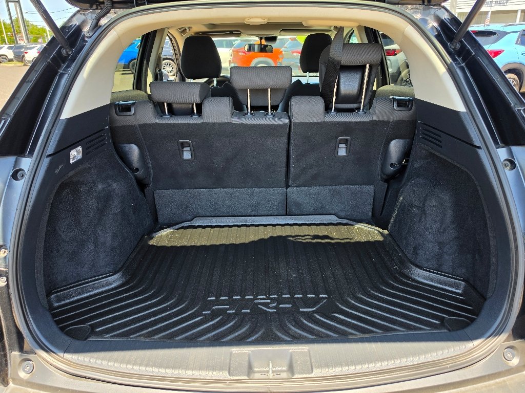 Used 2021 Black Honda EX image 6
