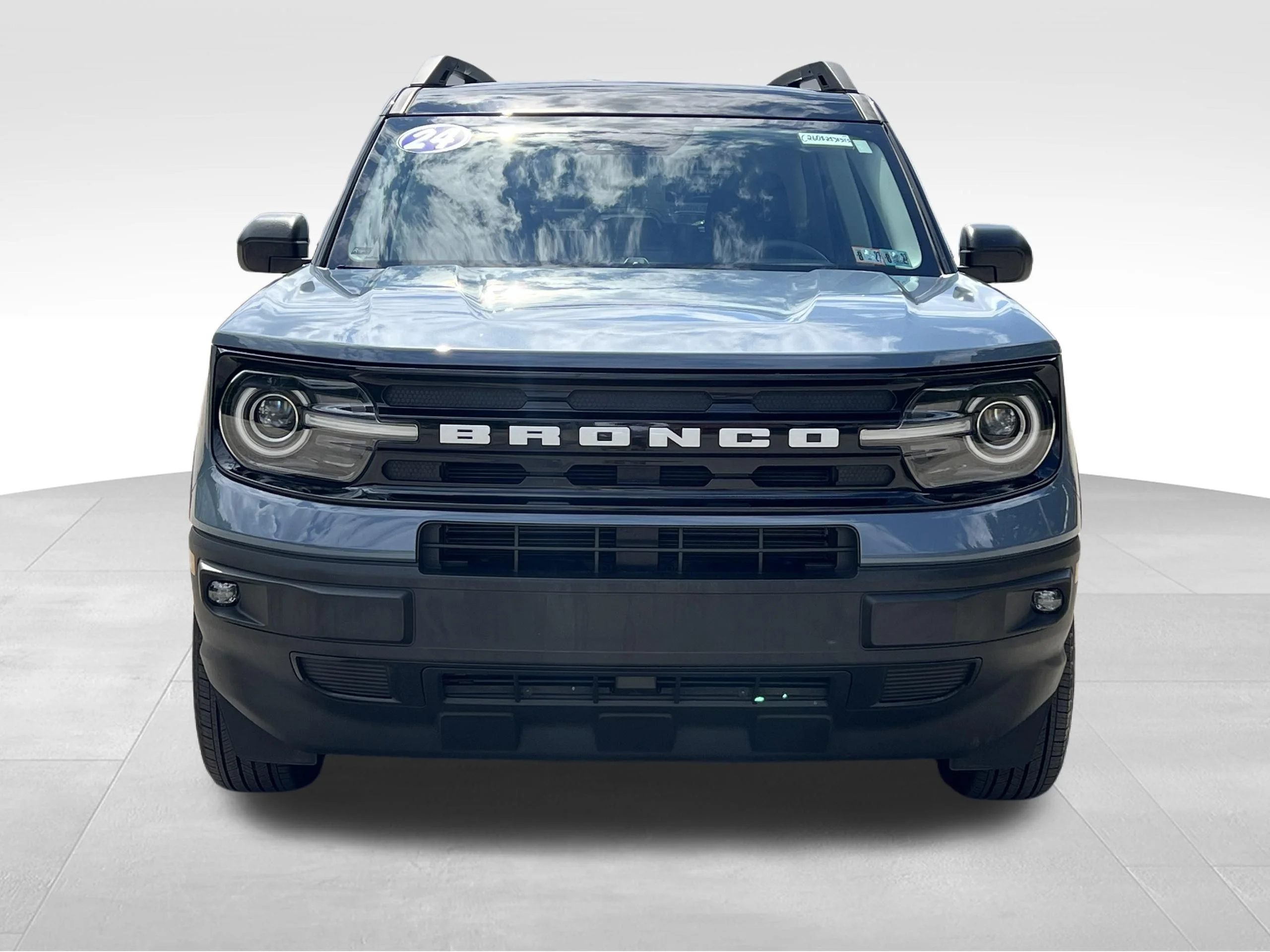 Used 2024 Gray Ford Outer Banks image 2