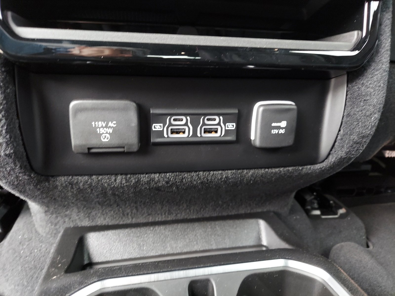 New 2026 Velvet Red Pearlcoat Jeep Limited Altitude image 33
