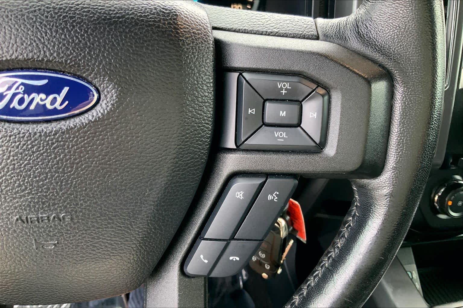 Used 2017 Shadow Black Ford XLT image 23