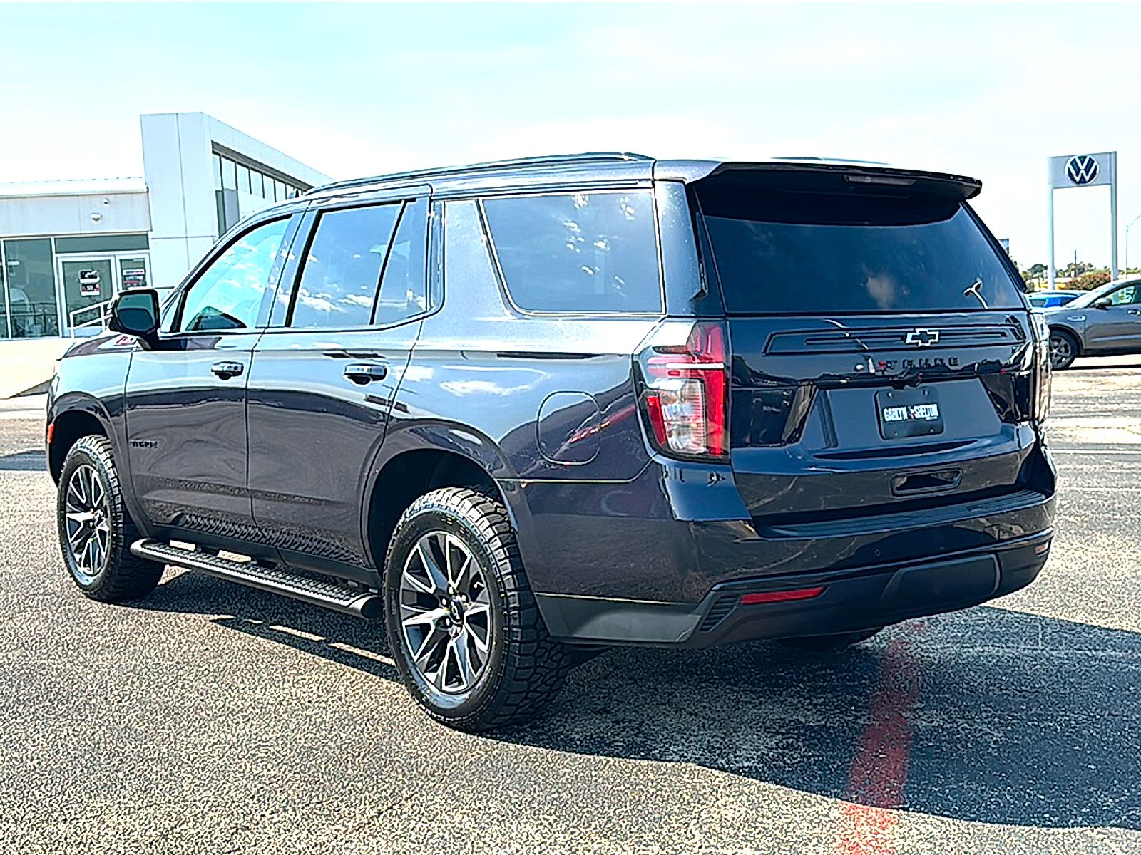 Used 2023 Gray Chevrolet 4WD Z71 image 6