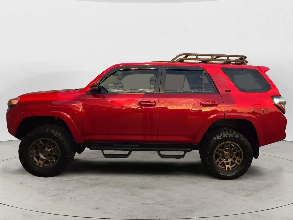 Used 2022 Red Toyota SR5 Premium image 8