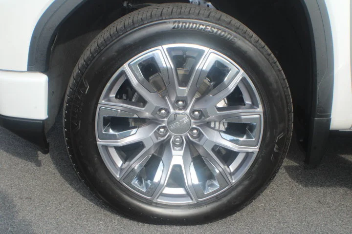 Certified Used 2024 White Frost Tricoat GMC Denali image 5