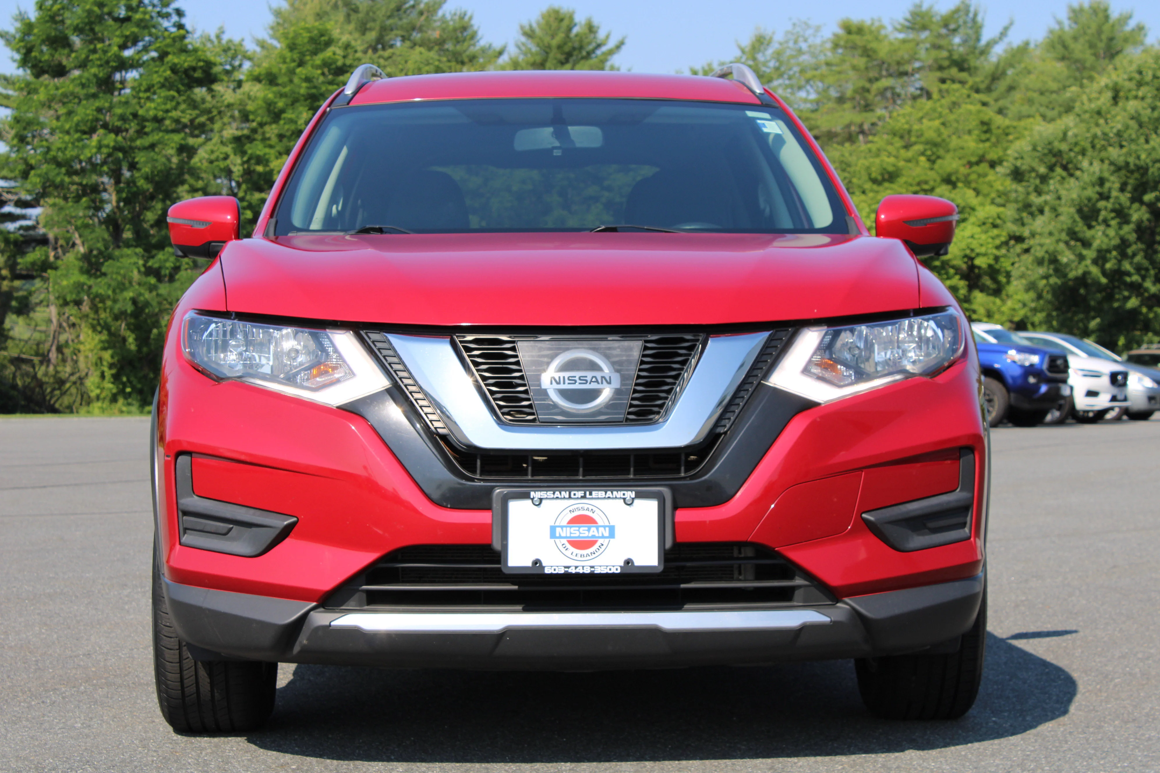 Used 2017 Nissan Rogue SV with VIN JN8AT2MVXHW285669 for sale in Lebanon, NH