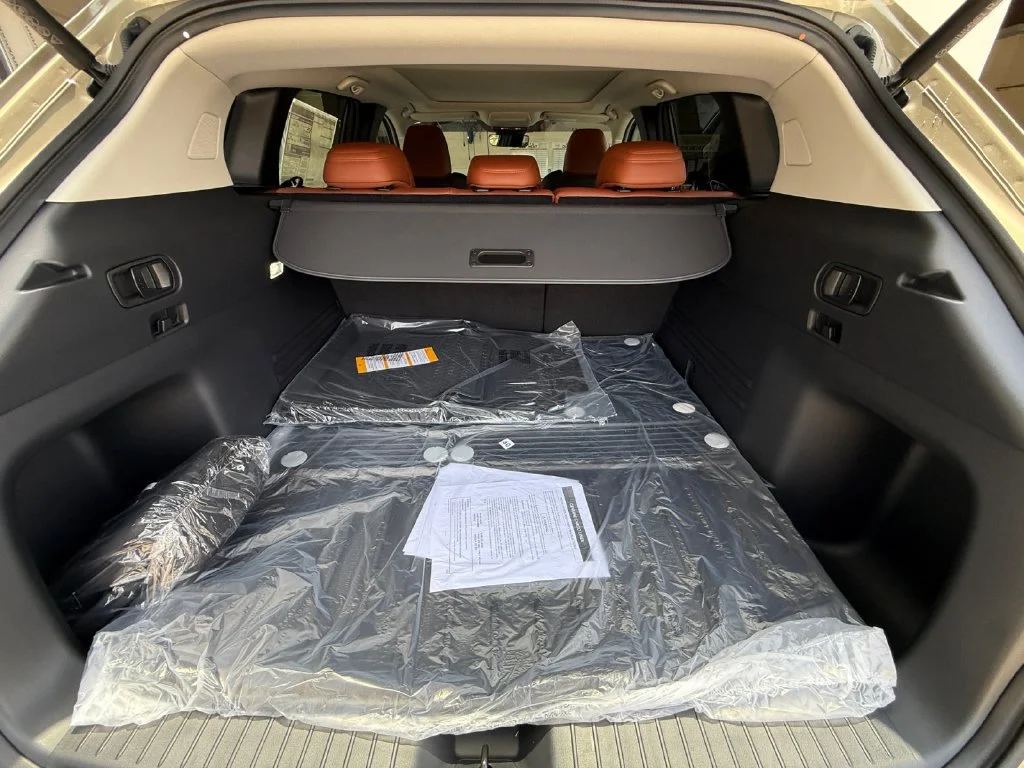 New 2026 Beige/tan Mazda 2.5 Turbo Meridian Edition image 19