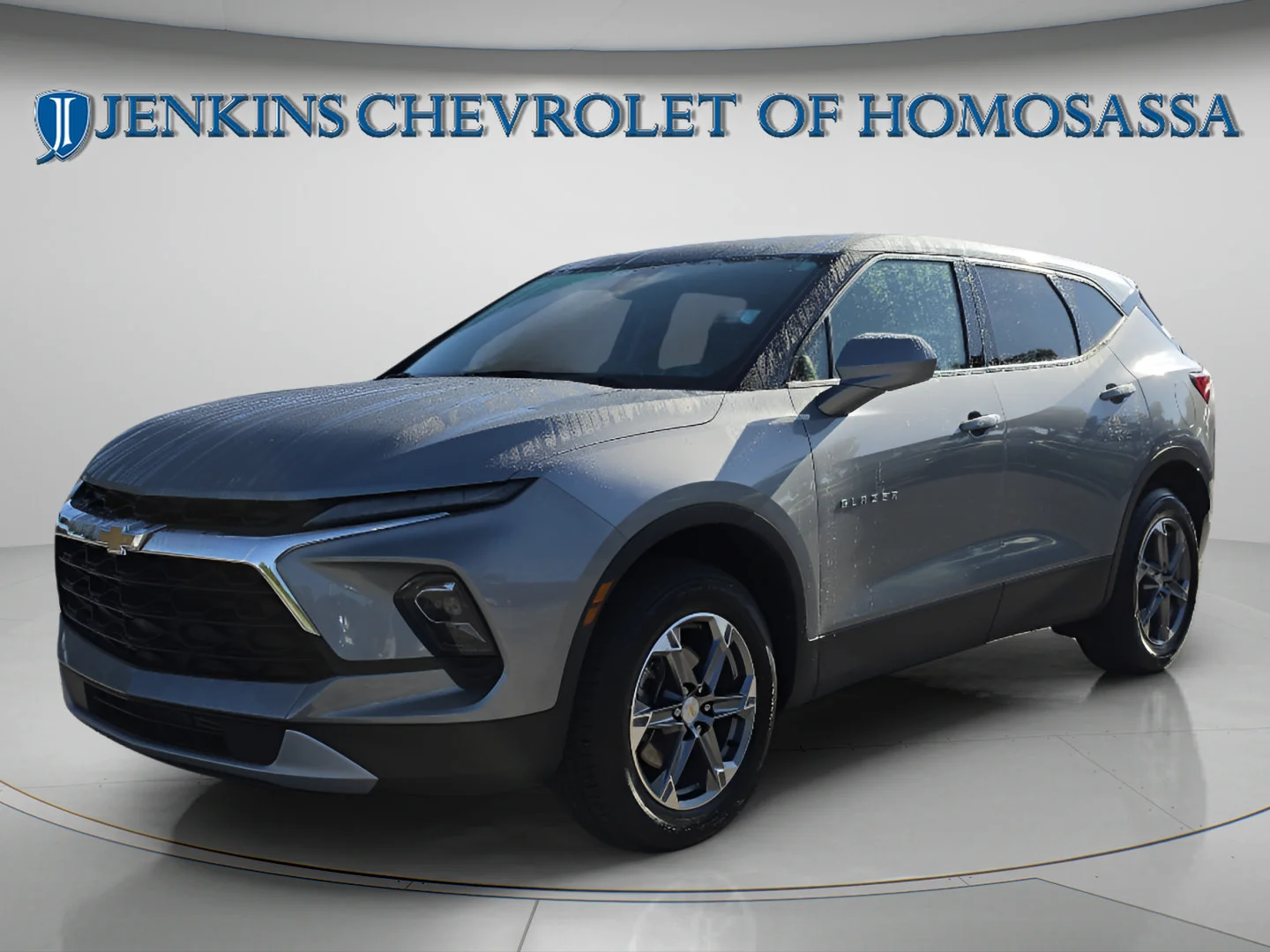 Used 2025 Sterling Gray Metallic Chevrolet LT image 11