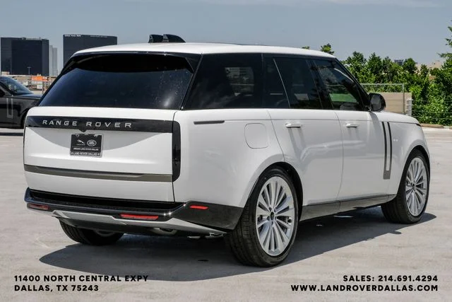 New 2026  Land Rover SE image 6