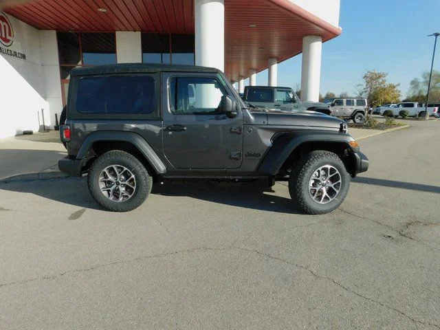 New 2026 Granite Crystal Metallic Clear-Coat Exterior Paint Jeep Sport S image 23