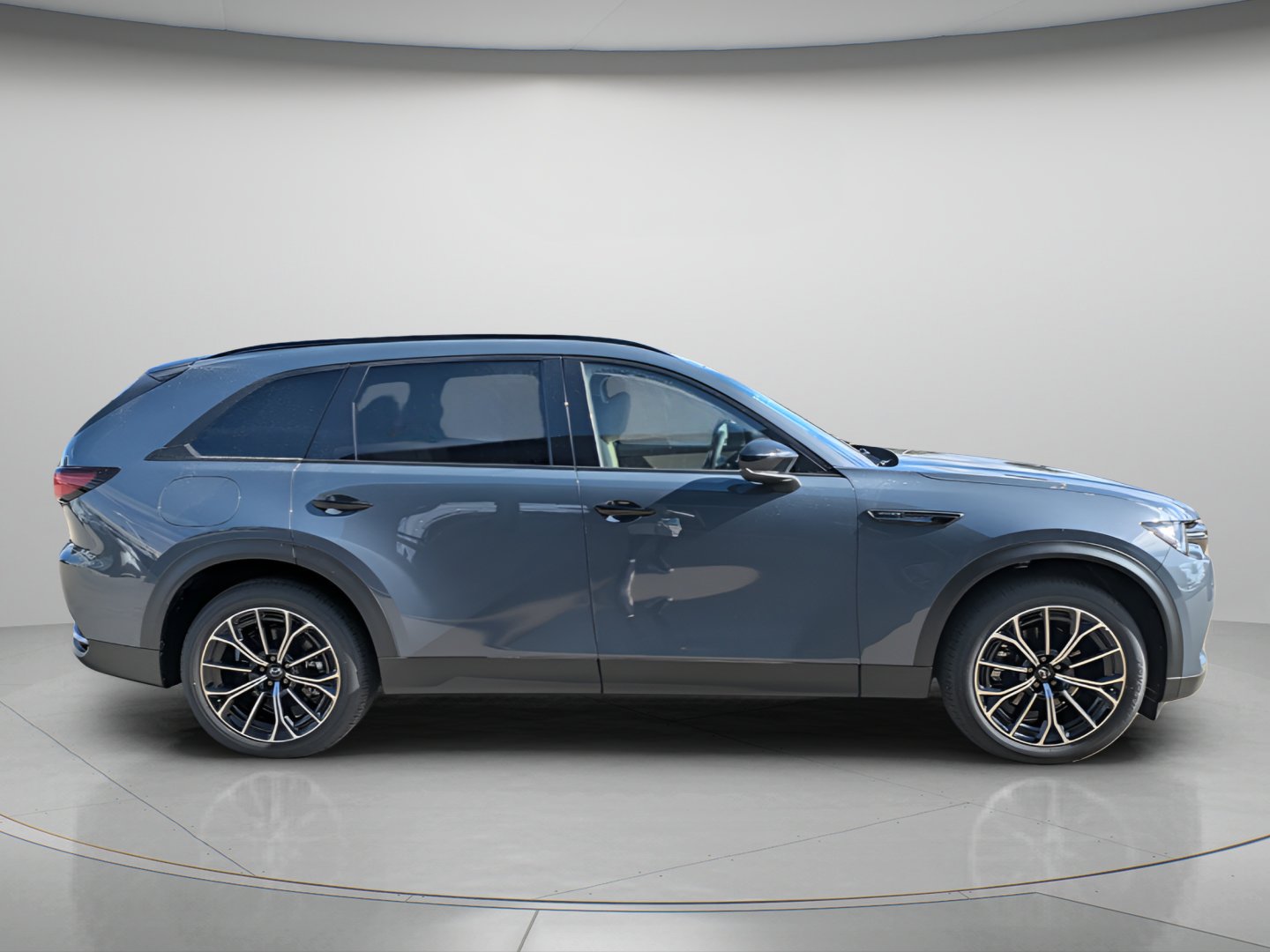 2025 Mazda CX-70 Premium Package - Photo 8