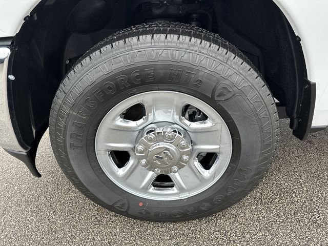 New 2026 White RAM Tradesman image 11
