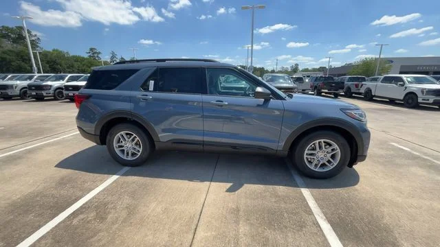 New 2026 Vapor Blue Metallic Ford Active image 10