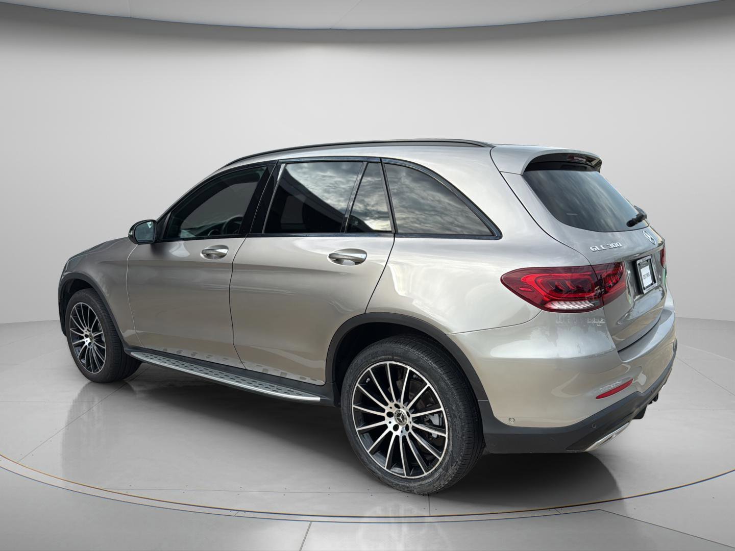 Certified Used 2021 Mojave Silver Metallic Mercedes-Benz GLC 300 image 7