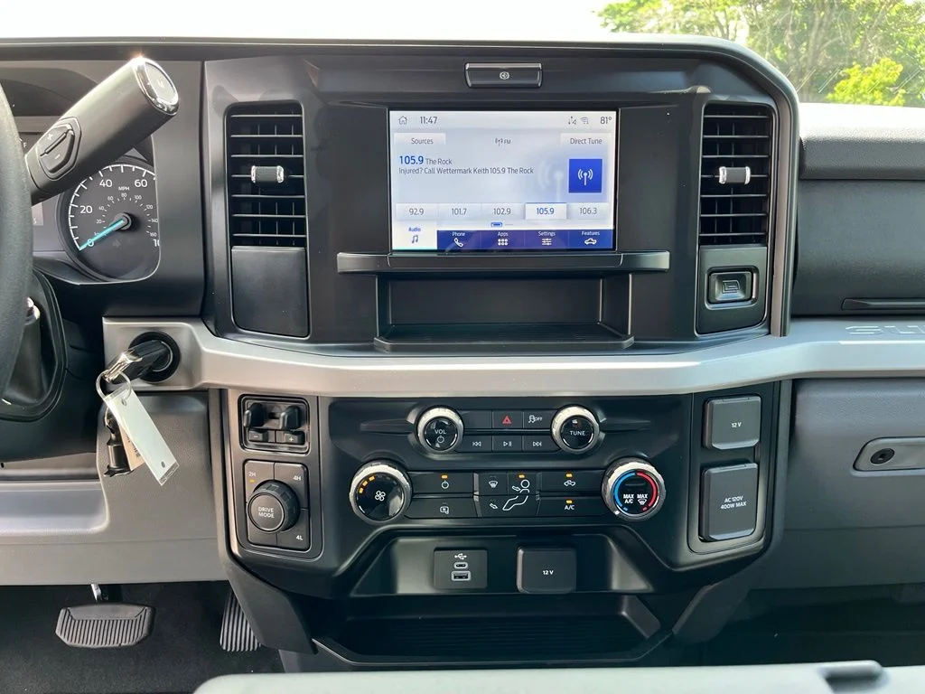 New 2026 Blue Ford XLT image 19