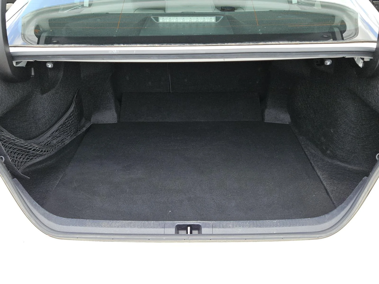 Used 2023 White Toyota SE Auto (Natl) image 9