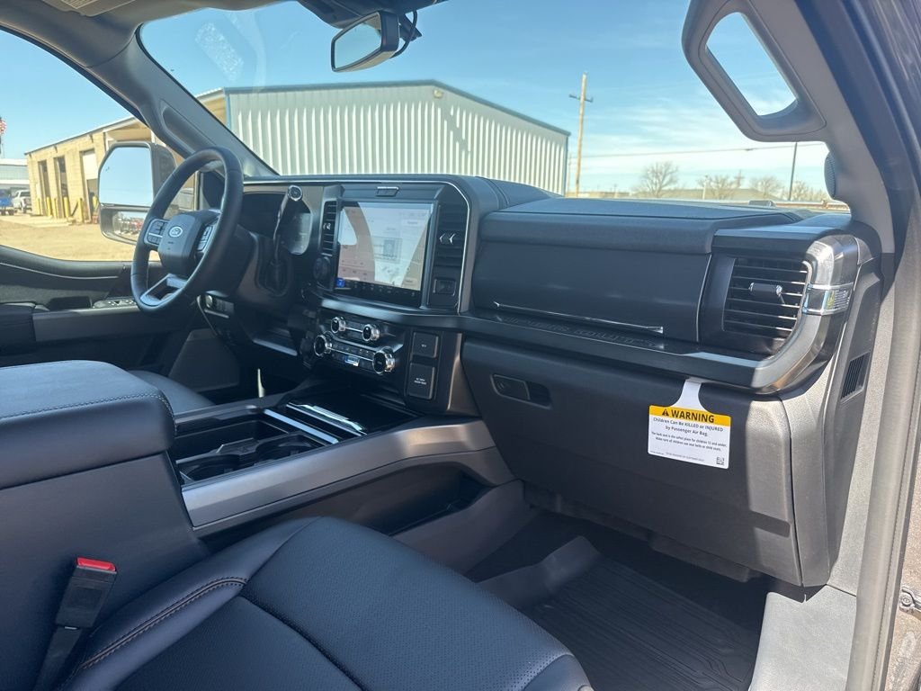New 2026 Carbonized Gray Metallic Ford Lariat image 39