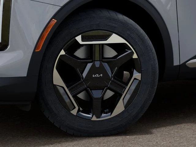 New 2026 Gray Kia S image 10
