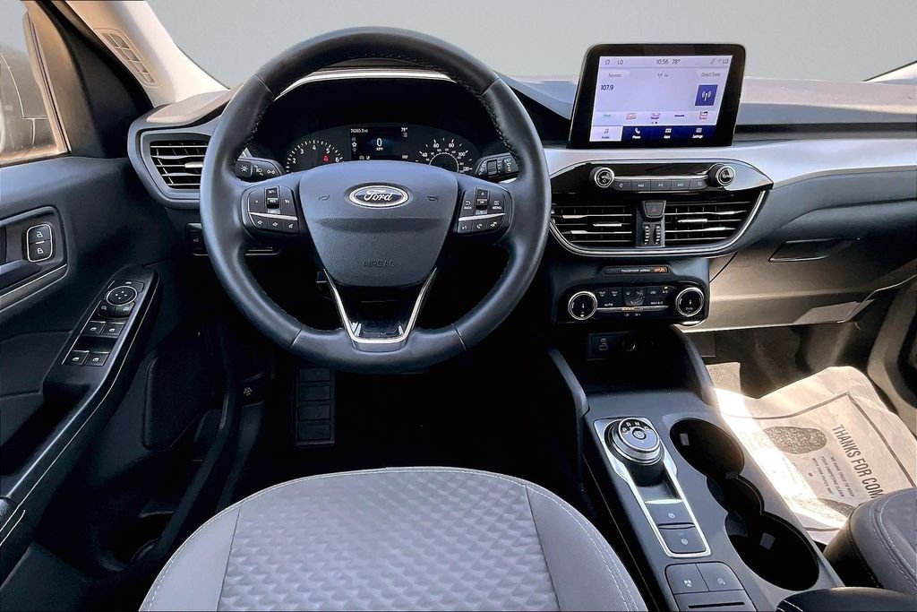 Used 2022 Gray Ford SE image 5