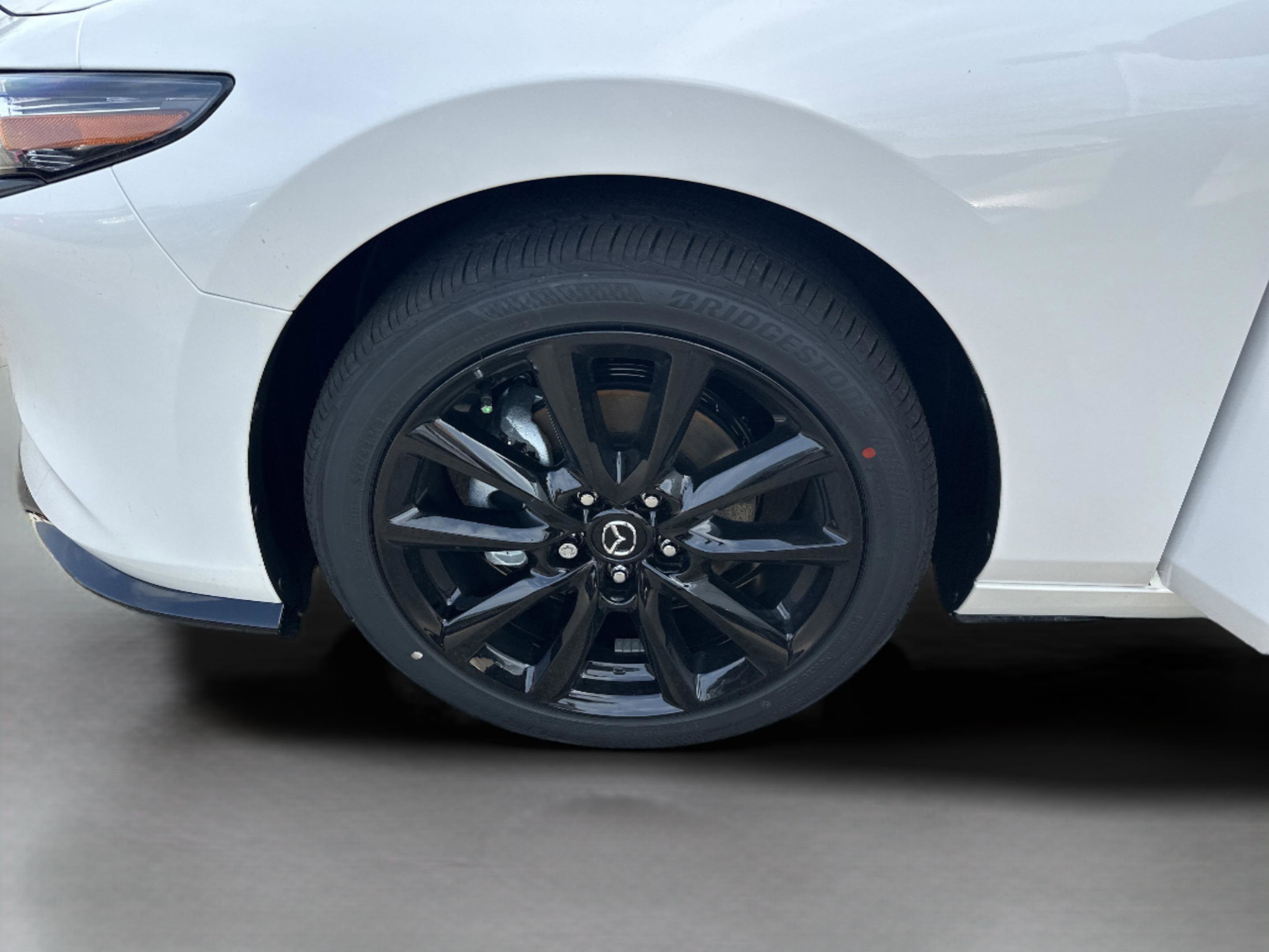 New 2026 Snowflake White Pearl Mazda 2.5 Turbo Premium Plus AWD image 24