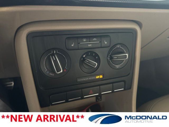 Used 2013 Red Volkswagen 2.0 TSi image 7