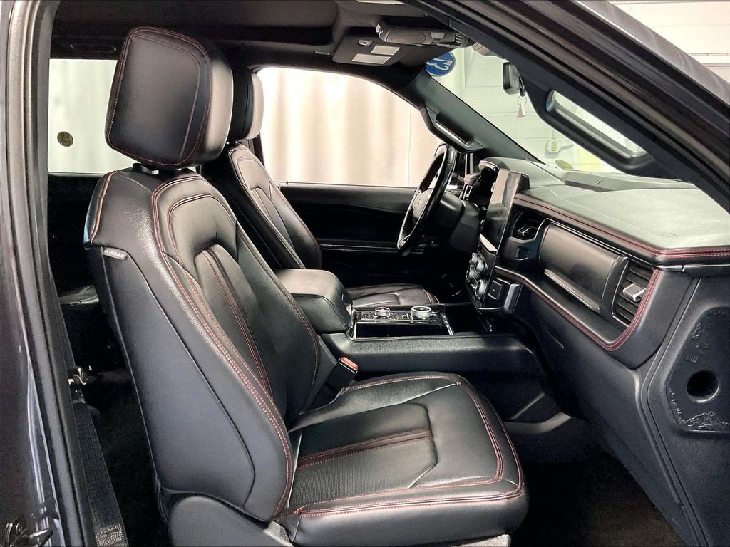 Used 2023 Gray Ford Limited image 11