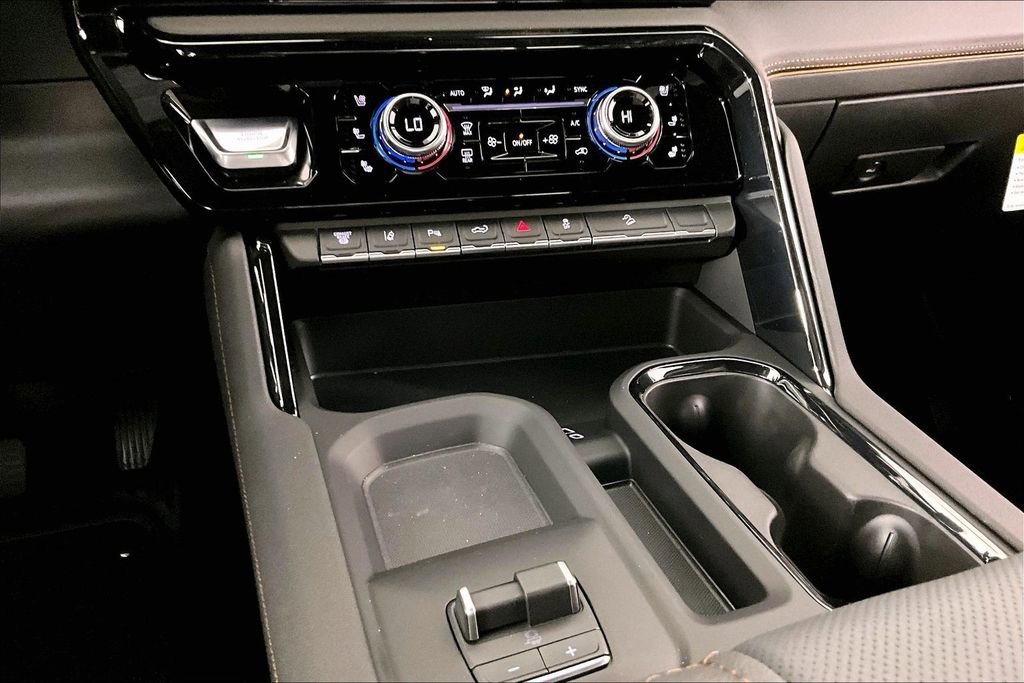 2026 GMC Sierra 2500HD AT4 - Photo 7