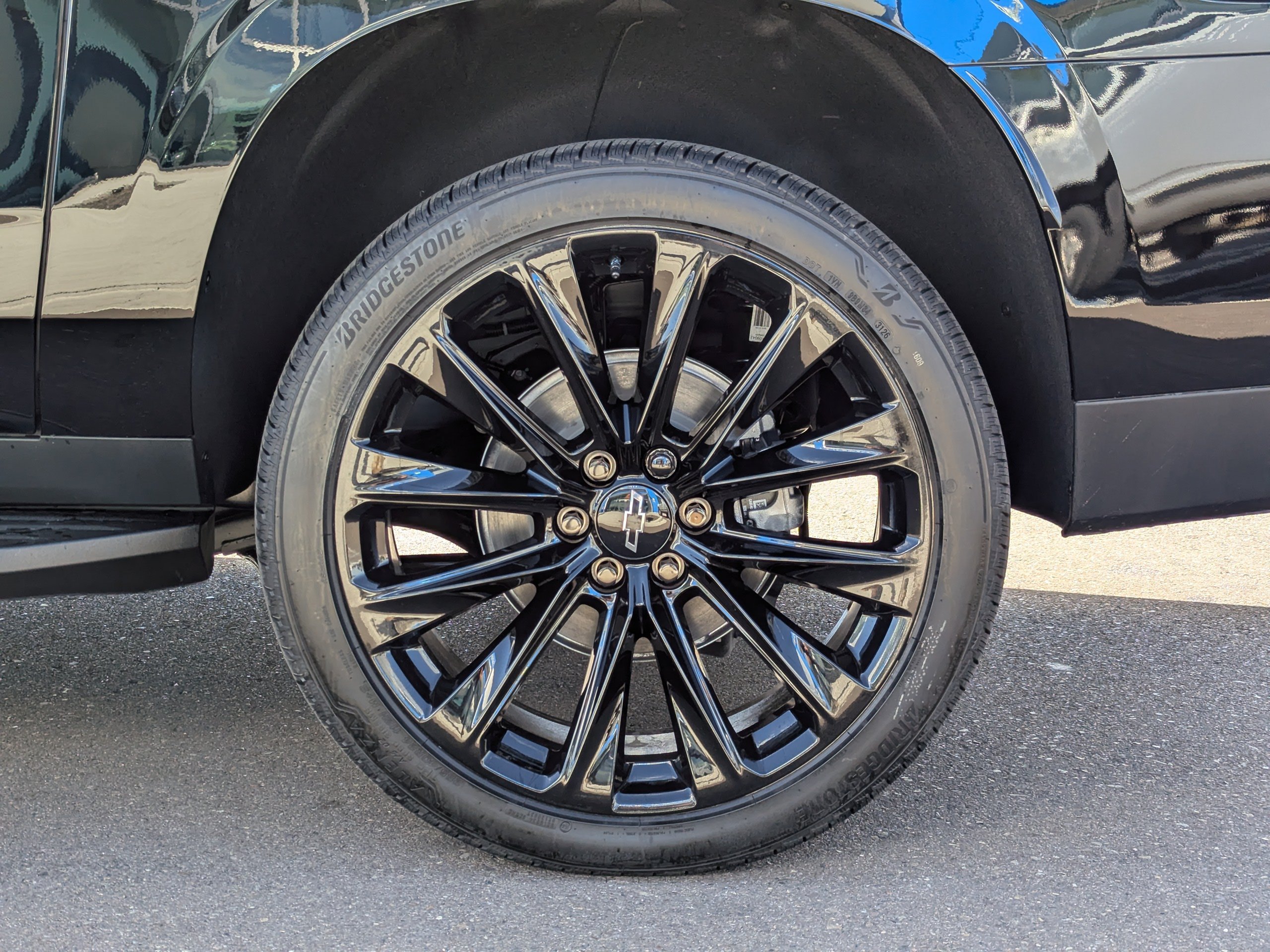2026 Chevrolet Suburban Premier - Photo 53