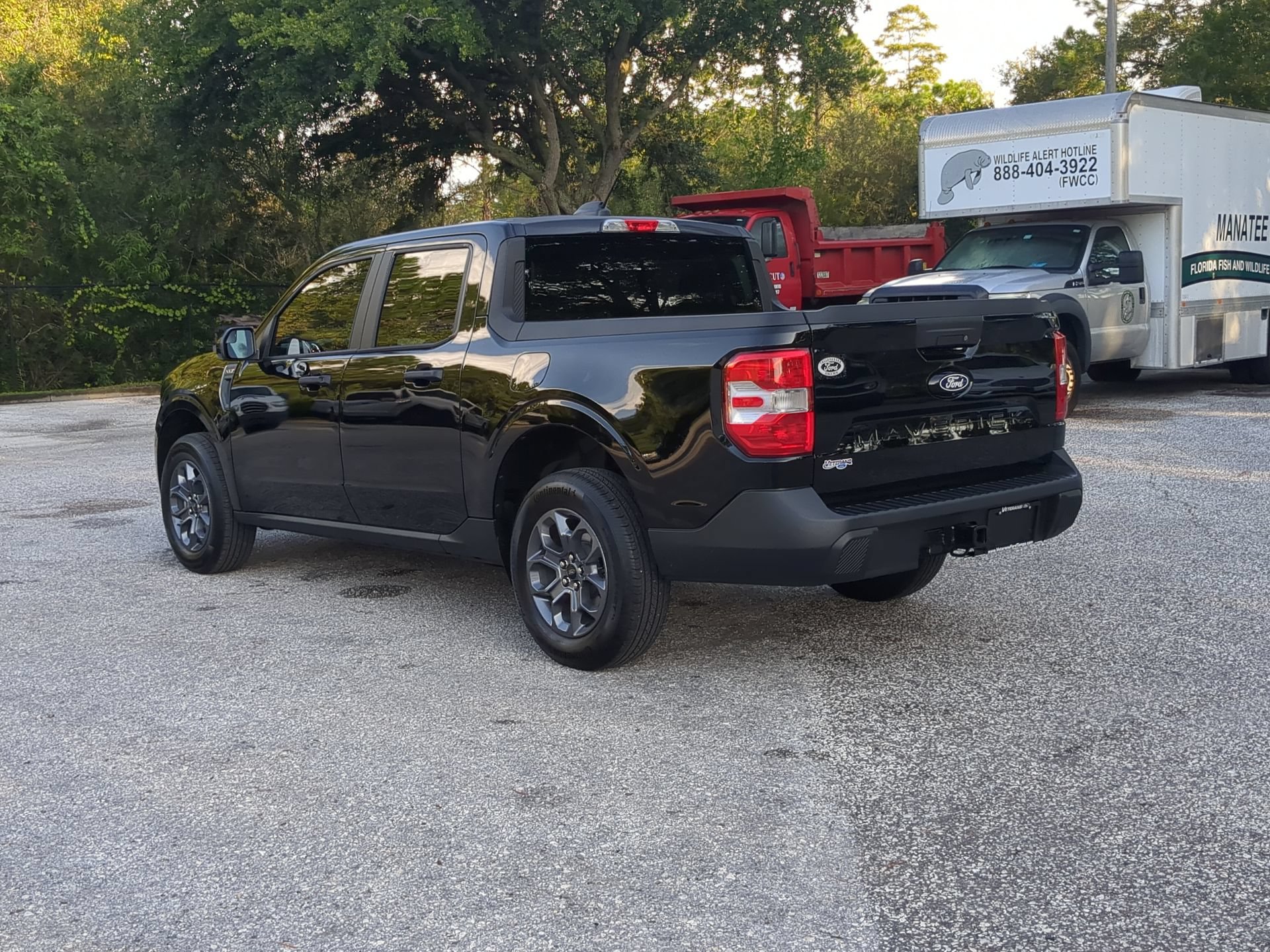New 2026 Shadow Black Ford XLT image 39