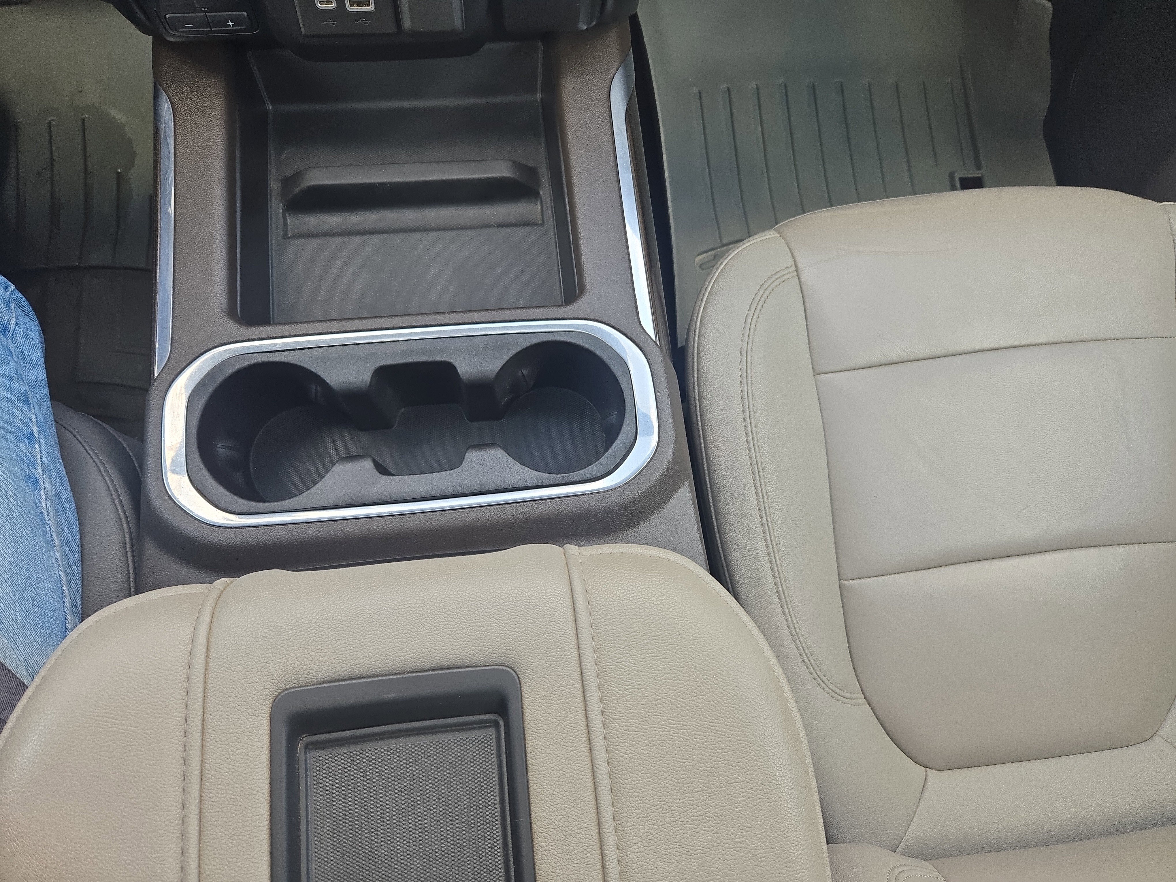 Used 2021 Oxford Brown Metallic Chevrolet RST image 21