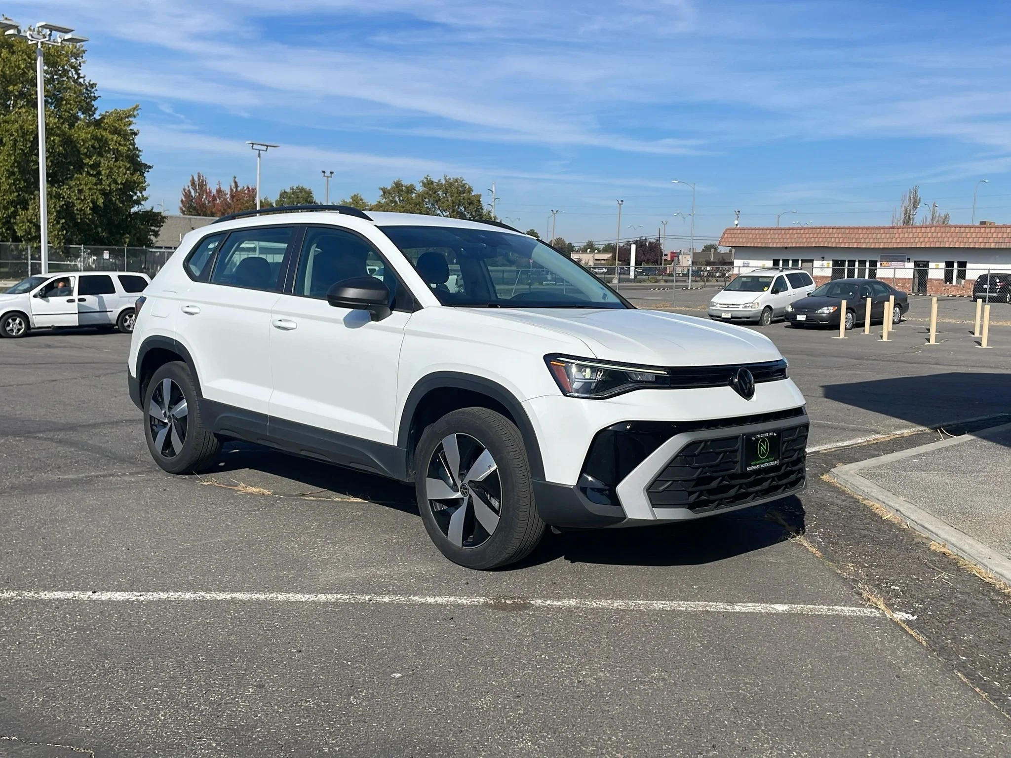 2025 Volkswagen Taos S