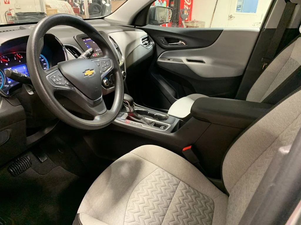 Used 2022 Silver Chevrolet LS image 11