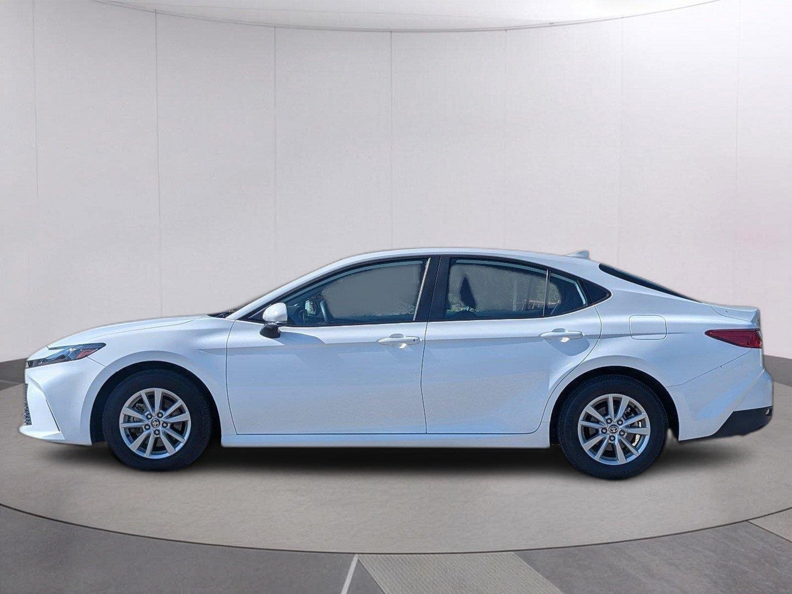 Used 2025 Ice Cap Toyota LE image 2