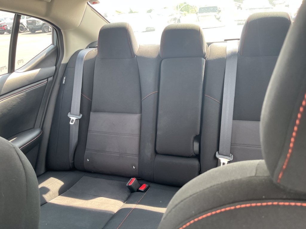 Used 2025 Gray Nissan SR image 13