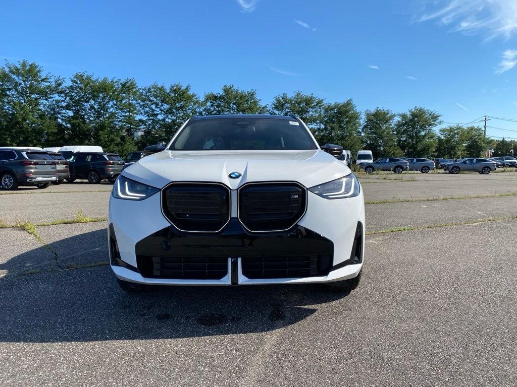 New 2026 Alpine White BMW M50 xDrive image 2