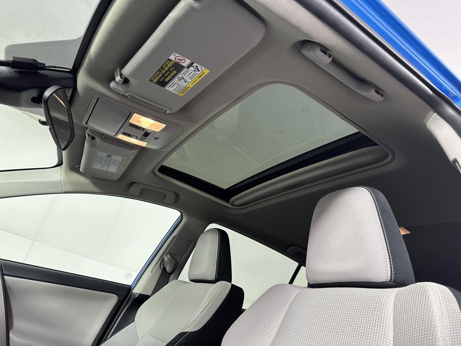 Used 2017 Electric Storm Blue Toyota XLE image 21