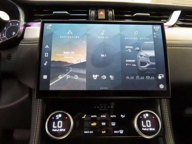 Used 2024 Gray Jaguar P250 R-Dynamic S image 27