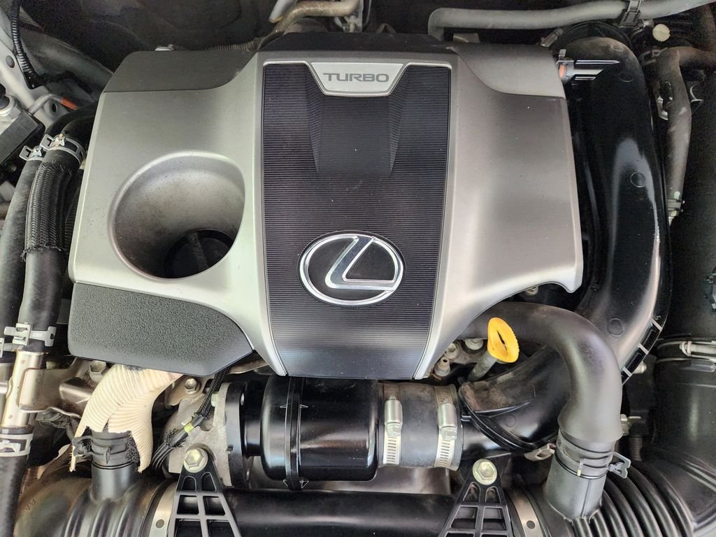 Used 2017 White Lexus 200t image 33