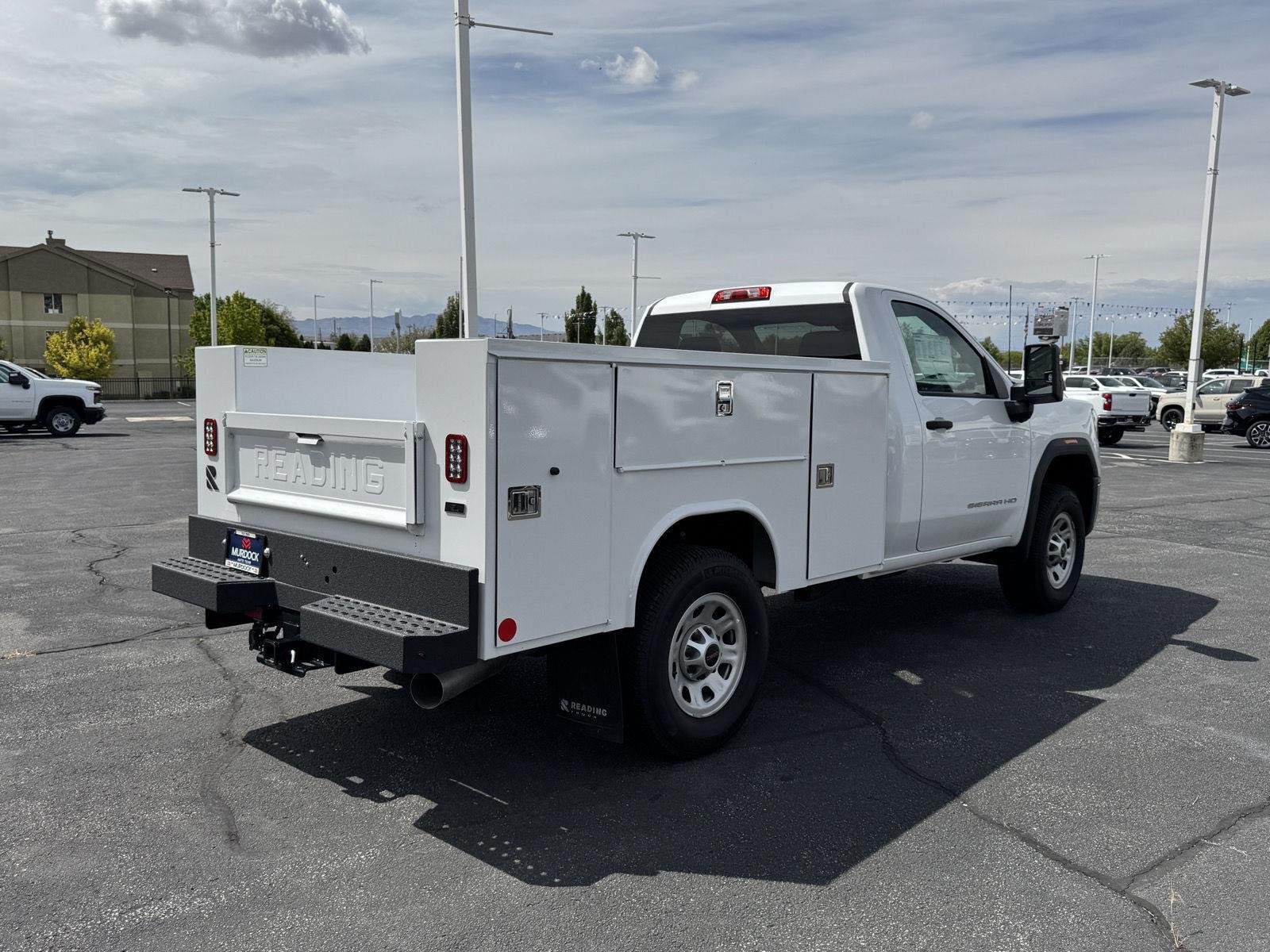 2025 GMC Sierra 3500HD Pro - Photo 7