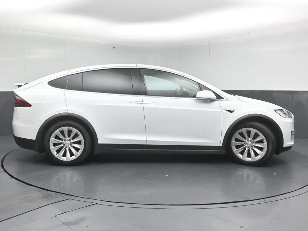 2018 TESLA MODEL X - Image 7