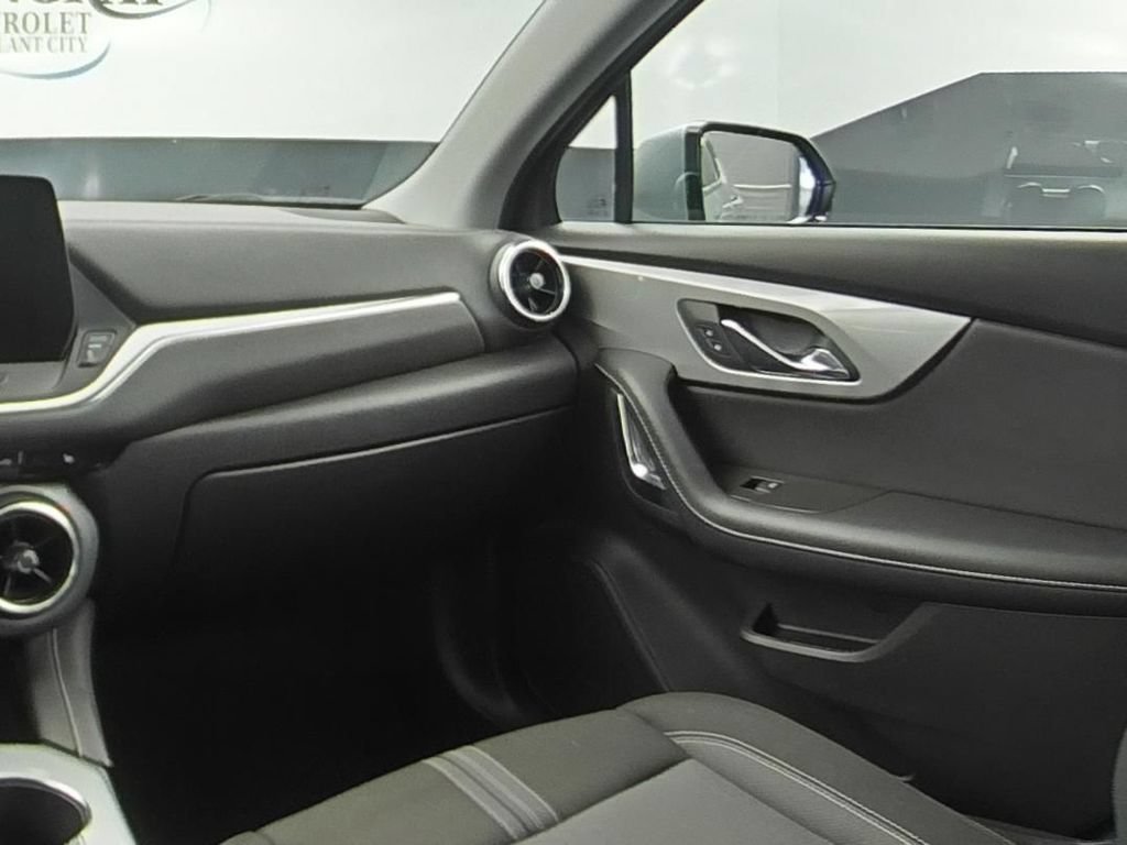 Used 2025 Sterling Gray Metallic Chevrolet 2LT image 15