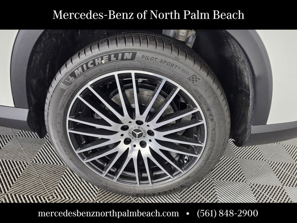 New 2026 Polar White Mercedes-Benz GLC 300 image 15