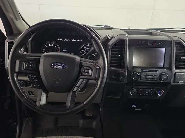 Used 2018 Blue Ford XLT image 13
