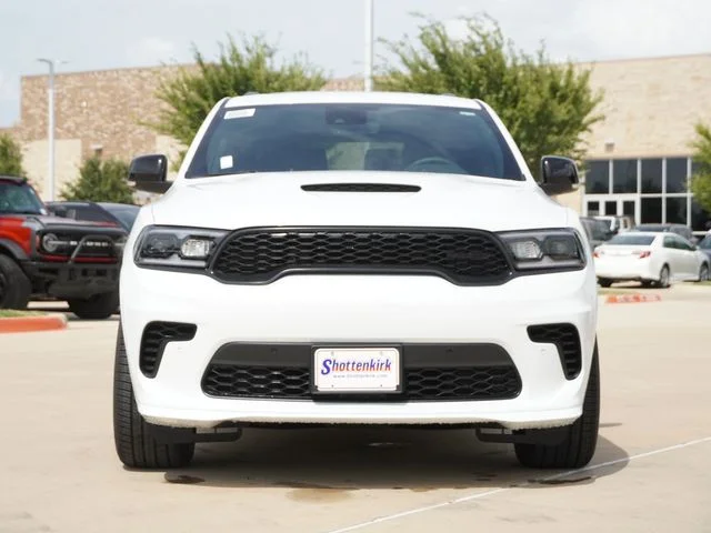 New 2026 White Knuckle Clear-Coat Exterior Paint Dodge GT Premium HEMI V8 image 2