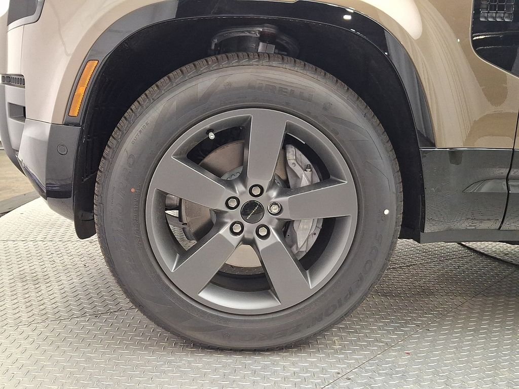 New 2026 Gondwana Stone Land Rover X-Dynamic SE image 5