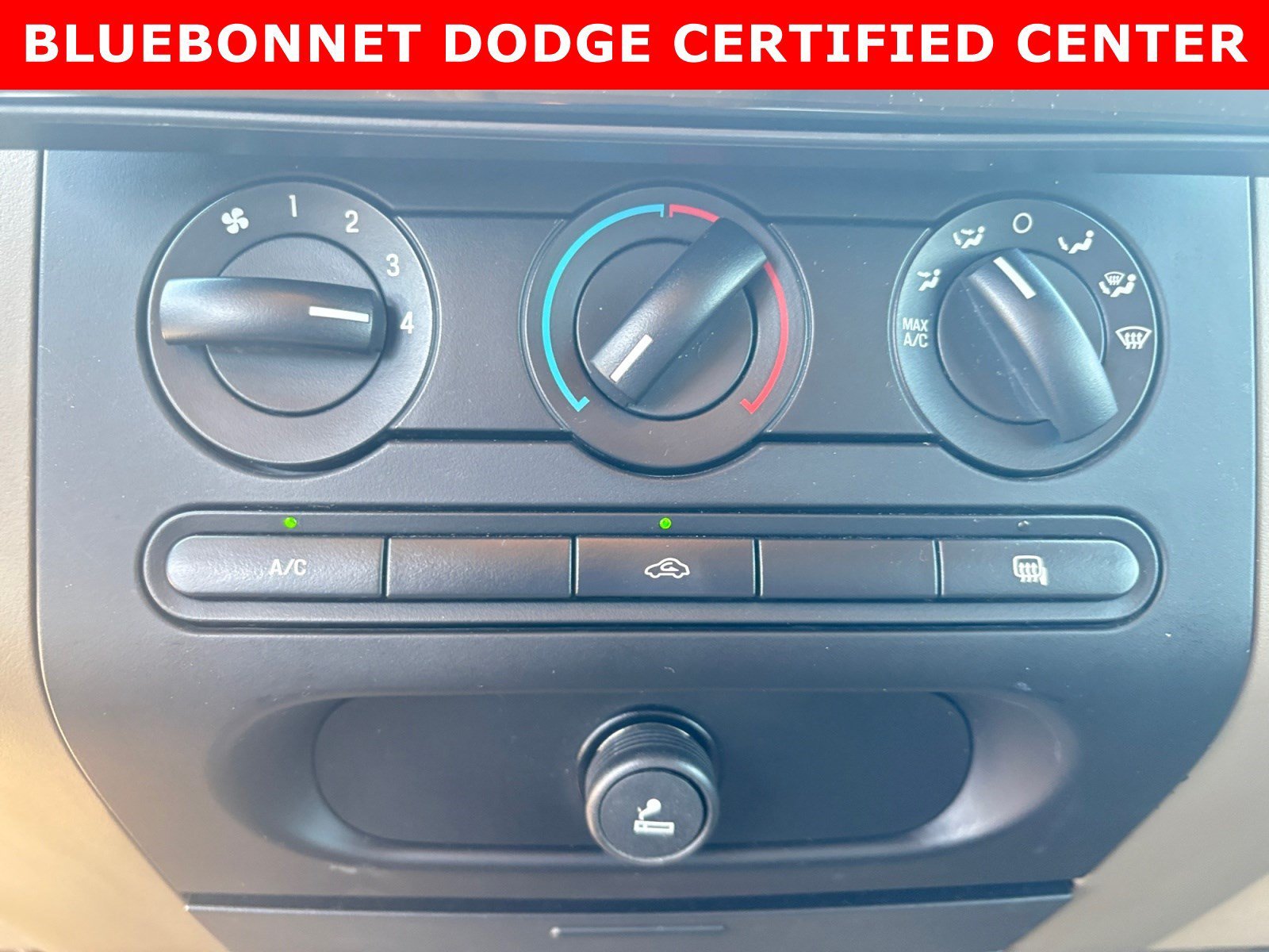 Used 2004 Arizona Beige Metallic Ford XLT image 17
