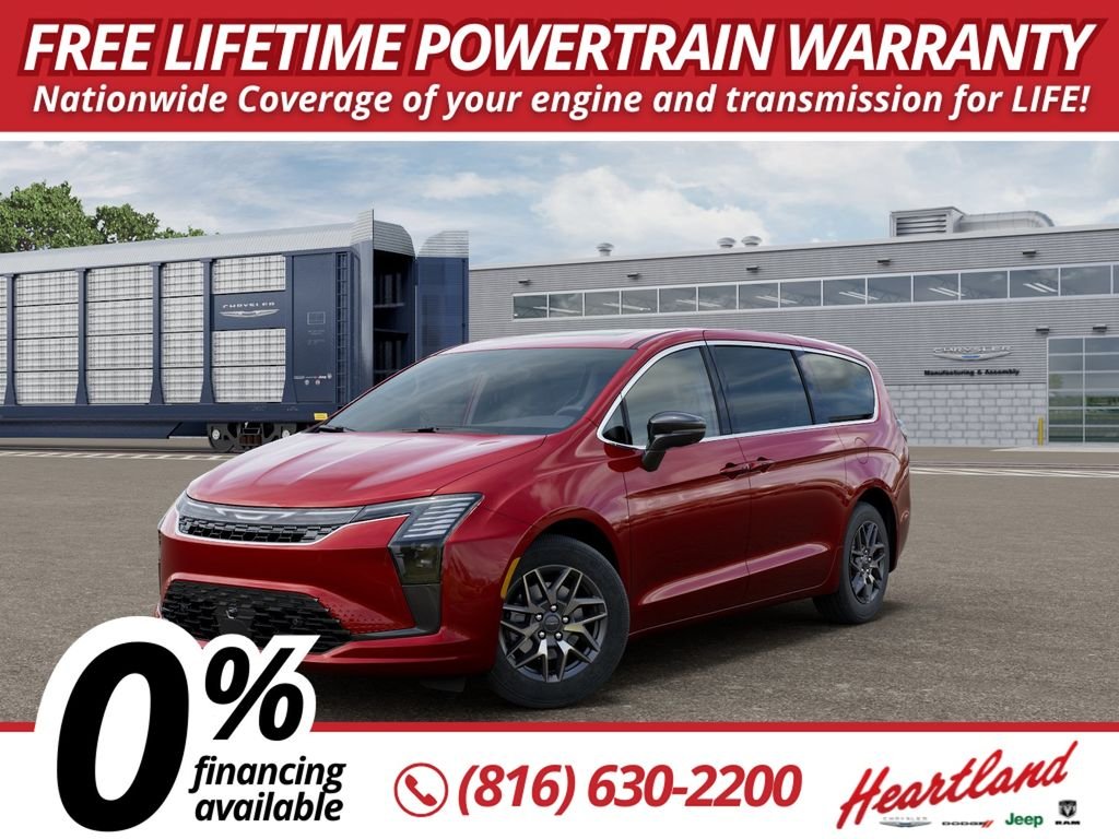 2027 Chrysler Pacifica Limited's photo