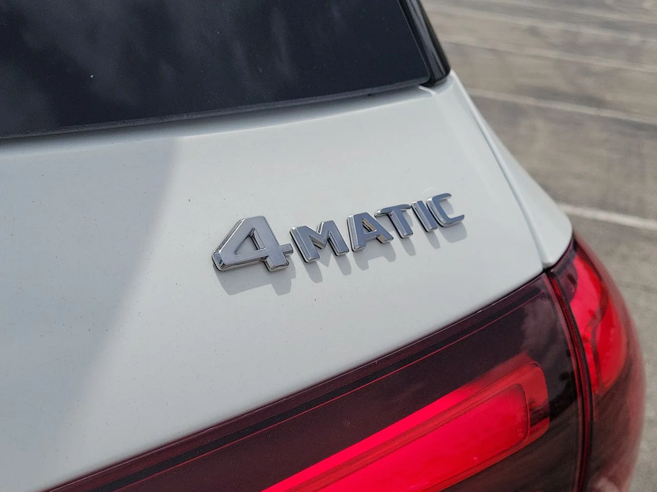 New 2026 Polar White Mercedes-Benz GLE 350 image 8