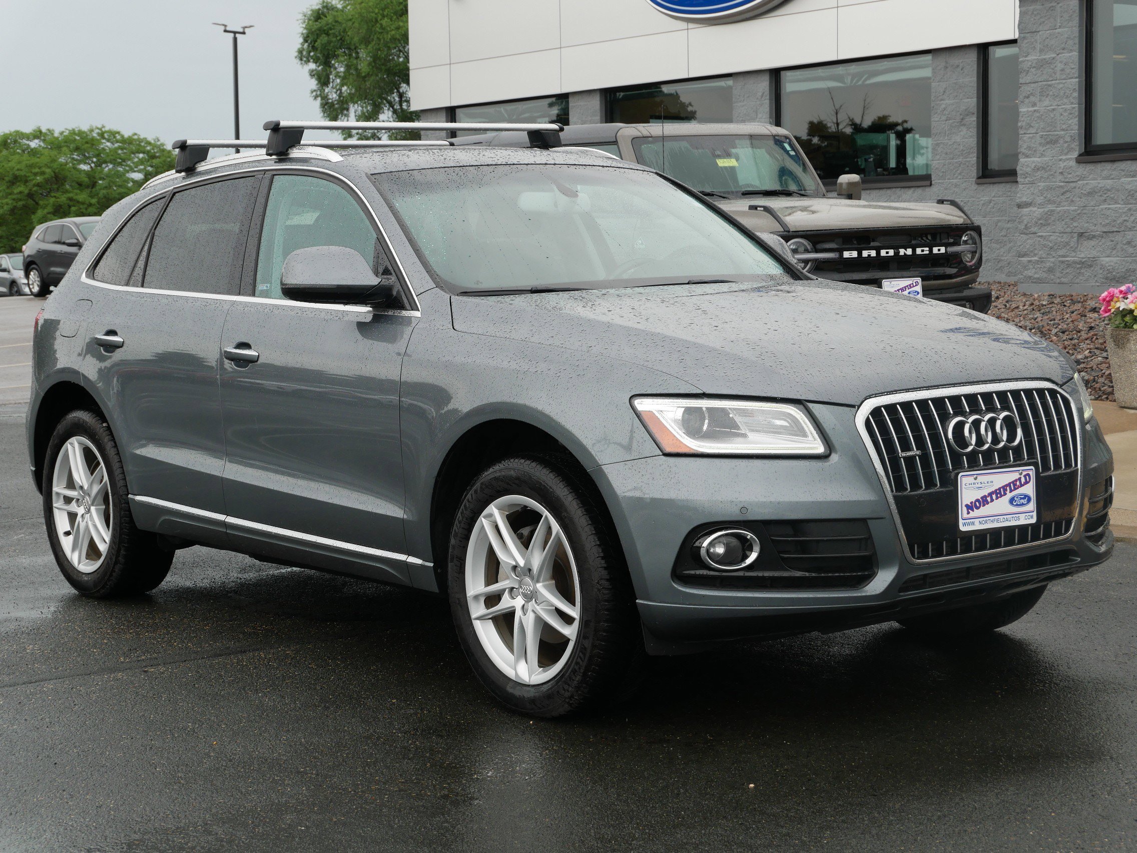 Used 2016 Audi Q5 Premium Plus with VIN WA1L2AFP4GA066244 for sale in Northfield, Minnesota