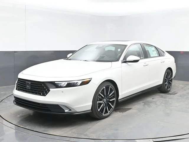 New 2026 Platinum White Pearl Honda Touring Hybrid image 8
