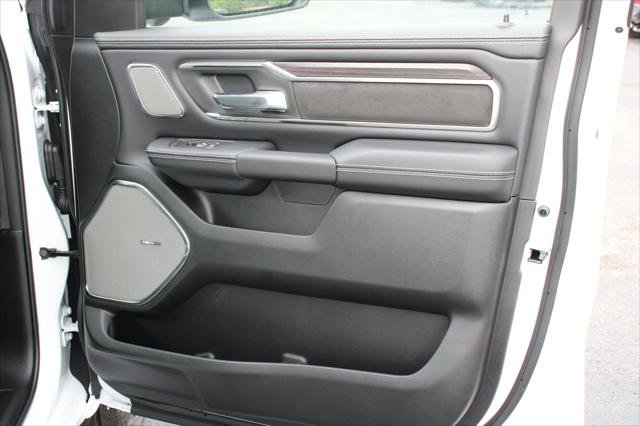 New 2026 Bright White Clear-Coat Exterior Paint RAM LARAMIE image 29